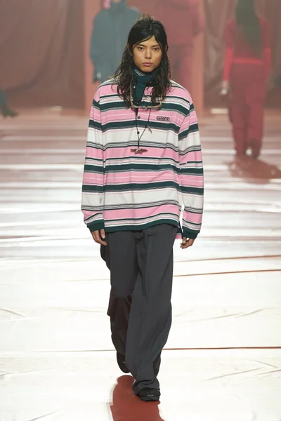 Look 23